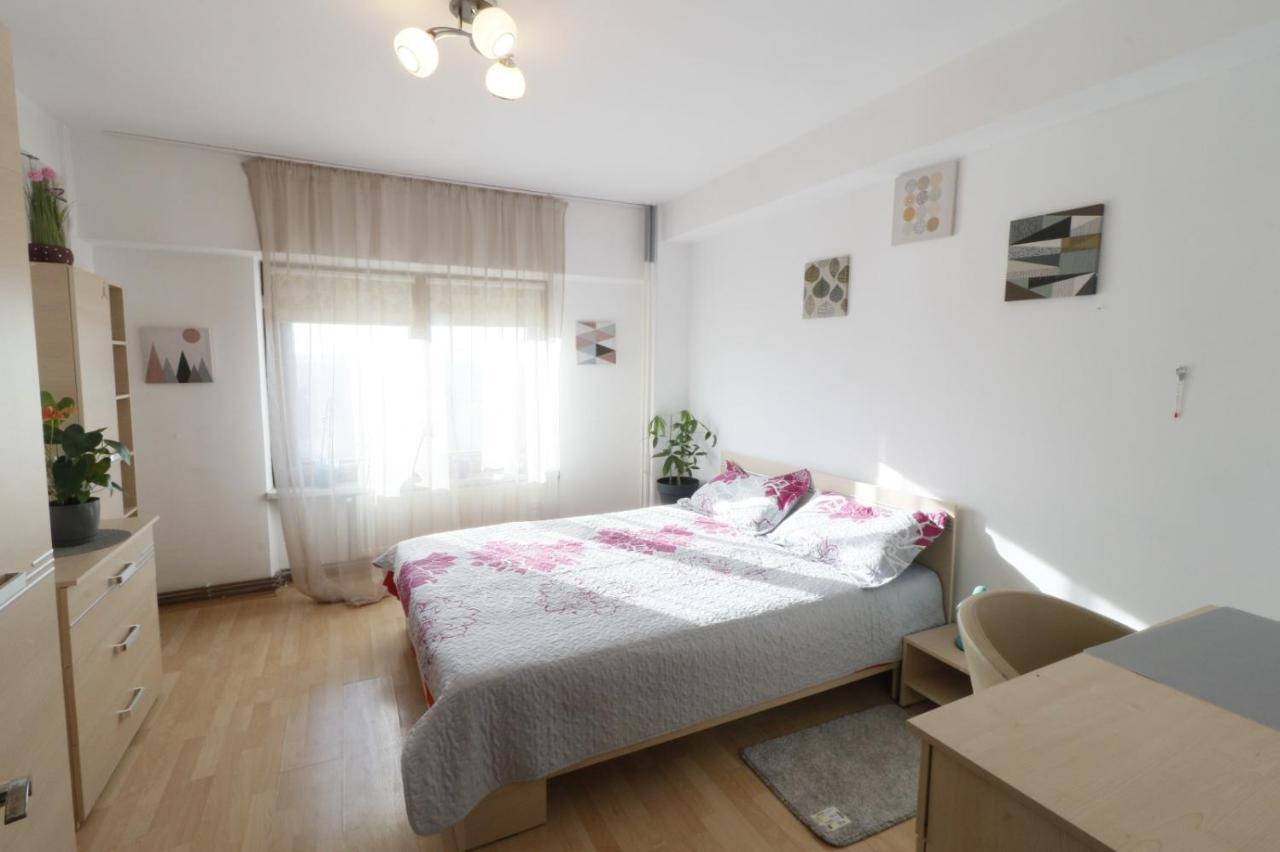 Danielle Apartament Яш Екстериор снимка
